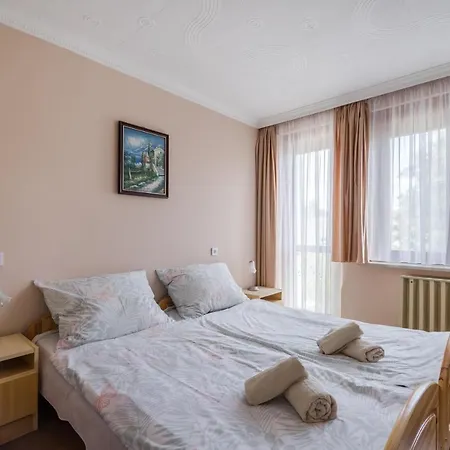 Katica Balatonszarszo