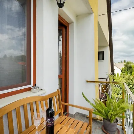 Katica Balatonszarszo