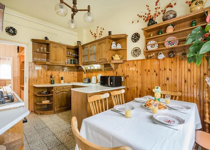 Katica * Balatonszarszo