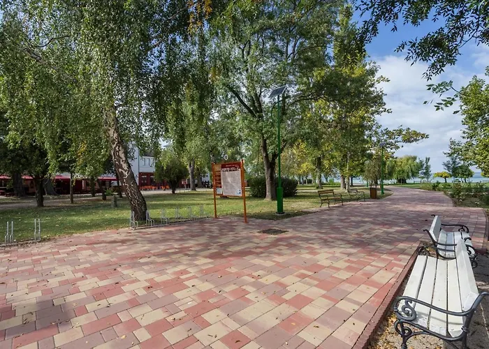 Katica Balatonszarszo